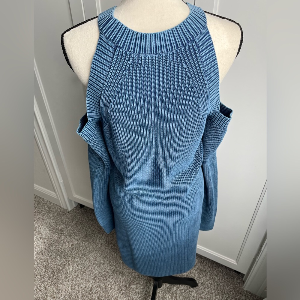 Rag&Bone denim dress with cold shoulder design. Looks amazing. Like new. Size L